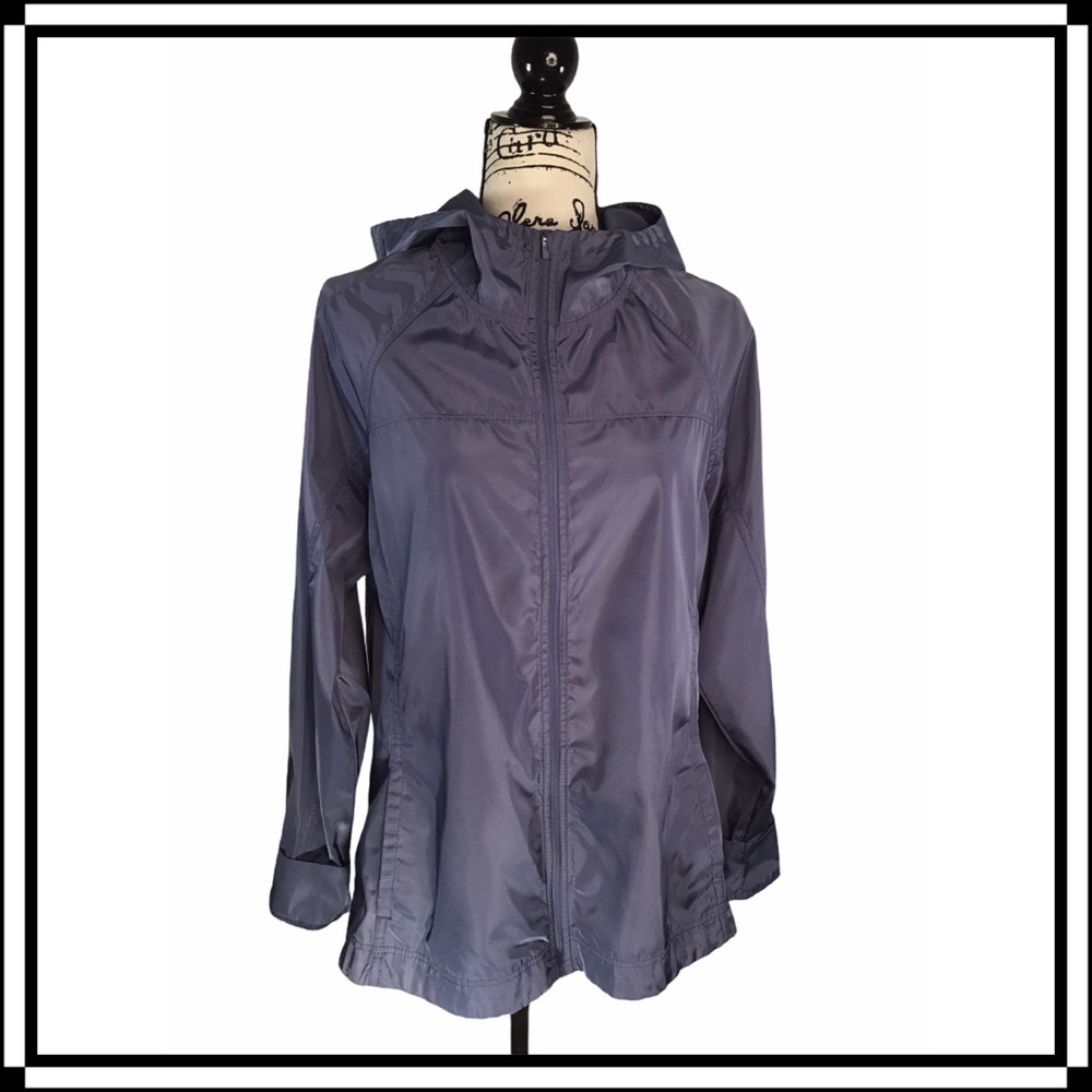 Lightweight Hooded Windbreaker - Size Large